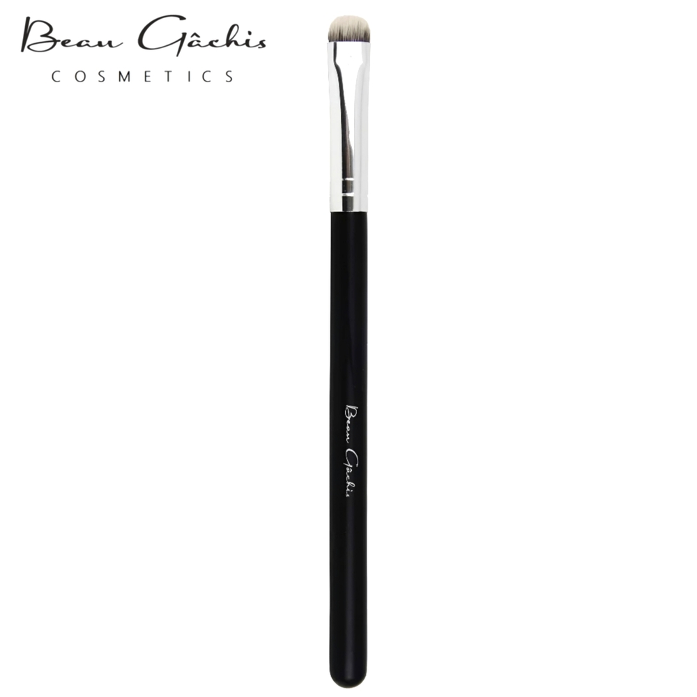 Beau Gachis | Eye Shader | Makeup Brush
